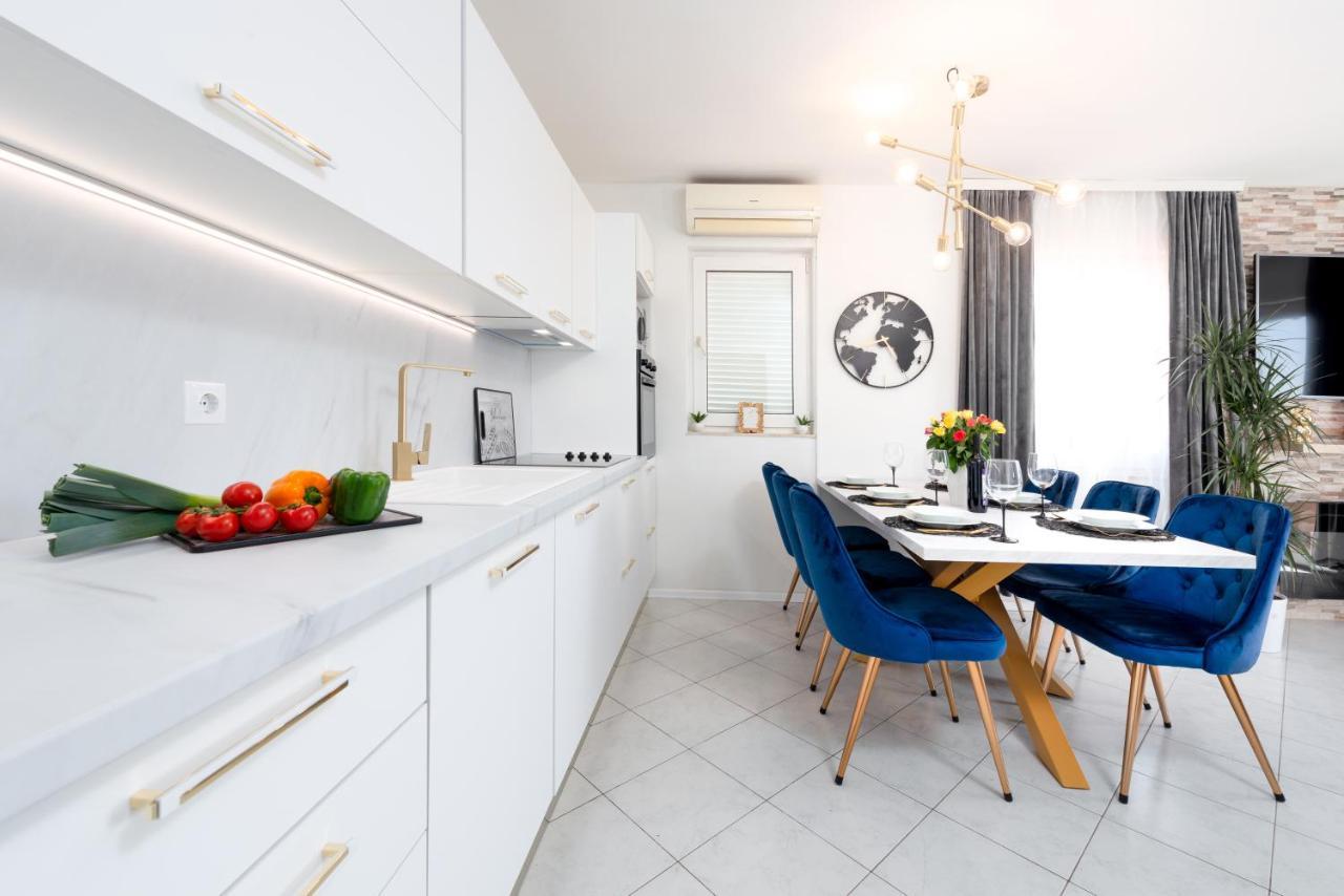 Bluesky Deluxe Apartment Free Parking Dubrovnik Eksteriør billede