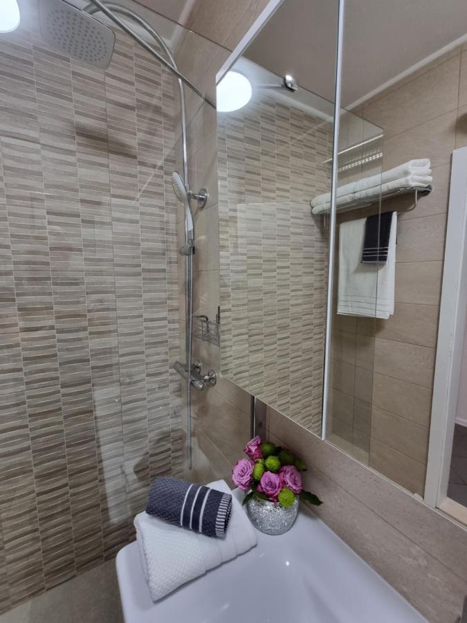 Bluesky Deluxe Apartment Free Parking Dubrovnik Eksteriør billede